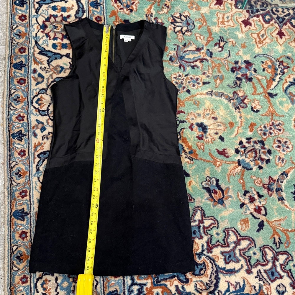 Elegant Black Sleeveless‎ Dress